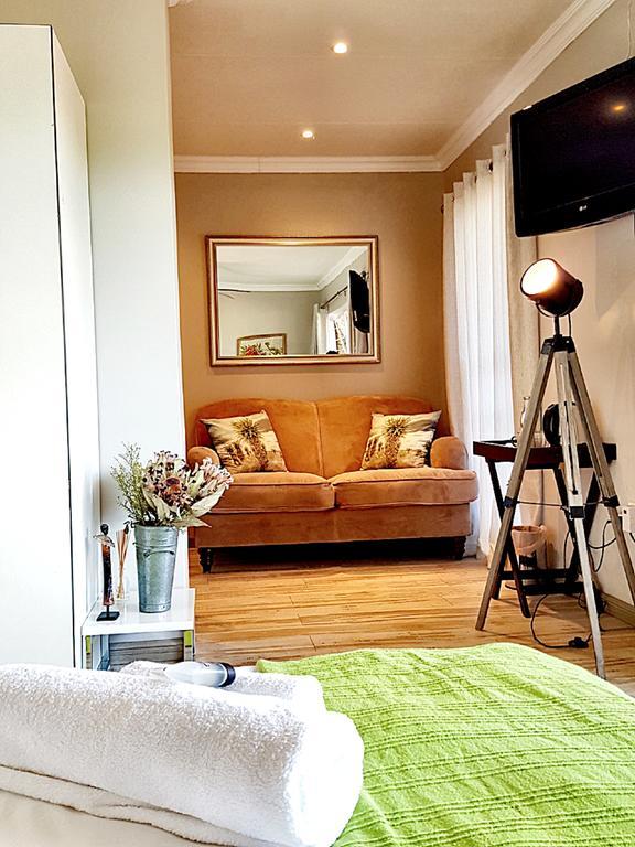 Midrand Guesthouse - Tasa Pokoj fotografie
