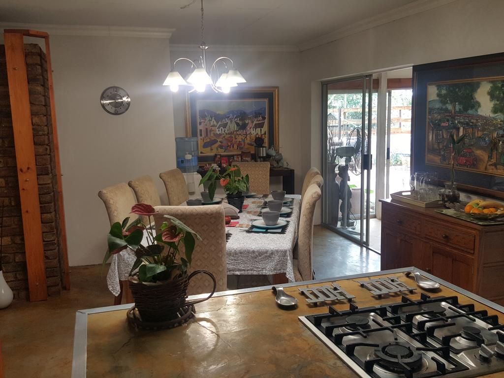 Midrand Guesthouse - Tasa Exteriér fotografie